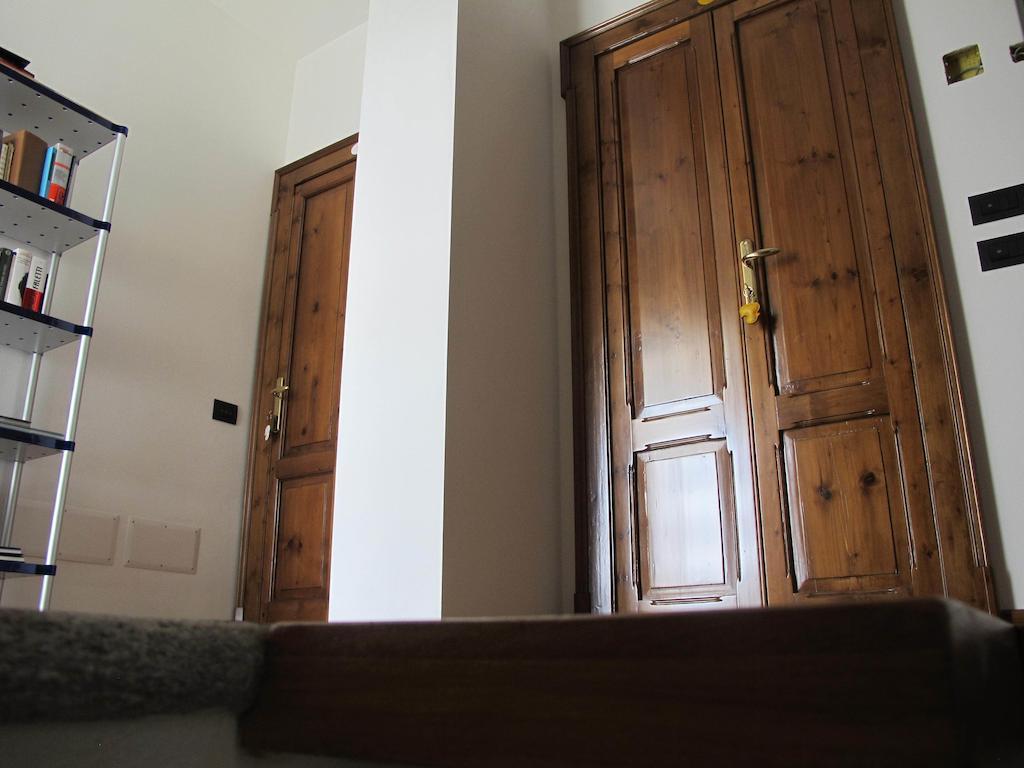 Villa Emilia Castronno Esterno foto